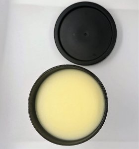 100% Natural and Unrefined East African Shea Butter.